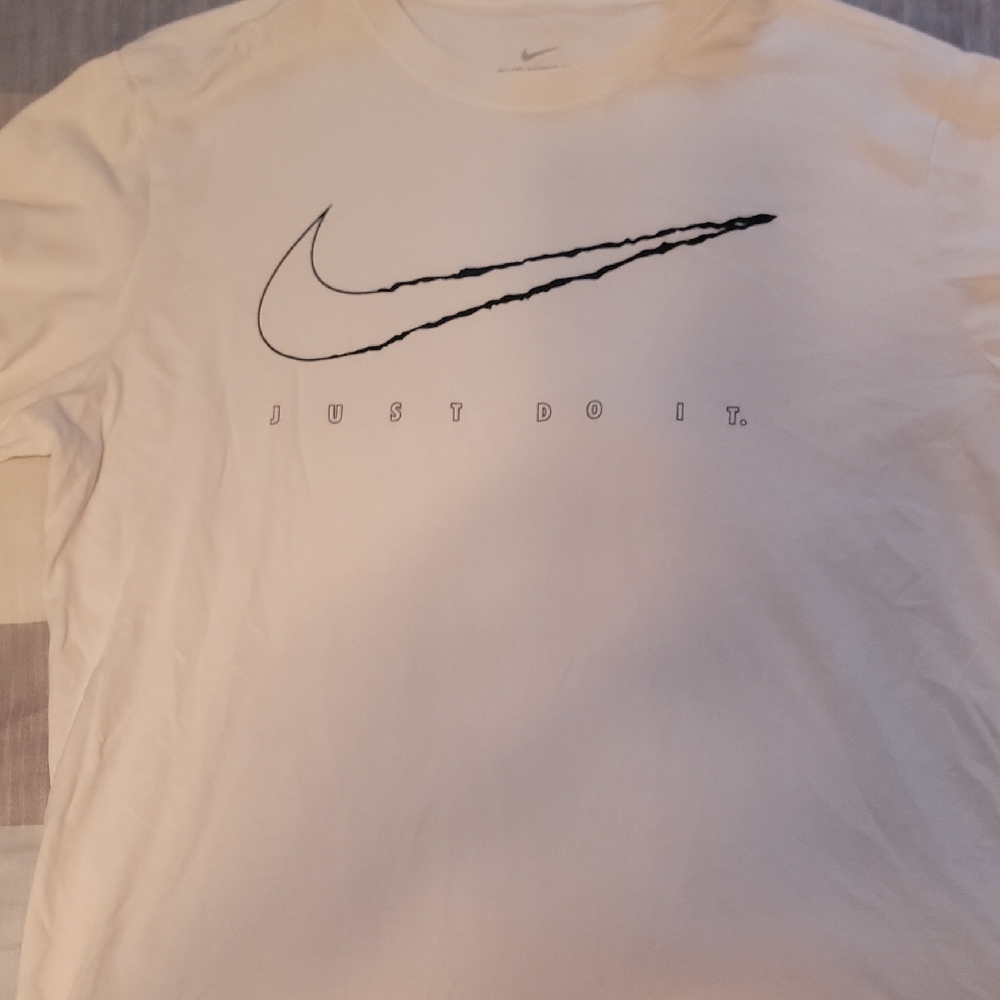 Nike Men's Cream Tee with Black Logo